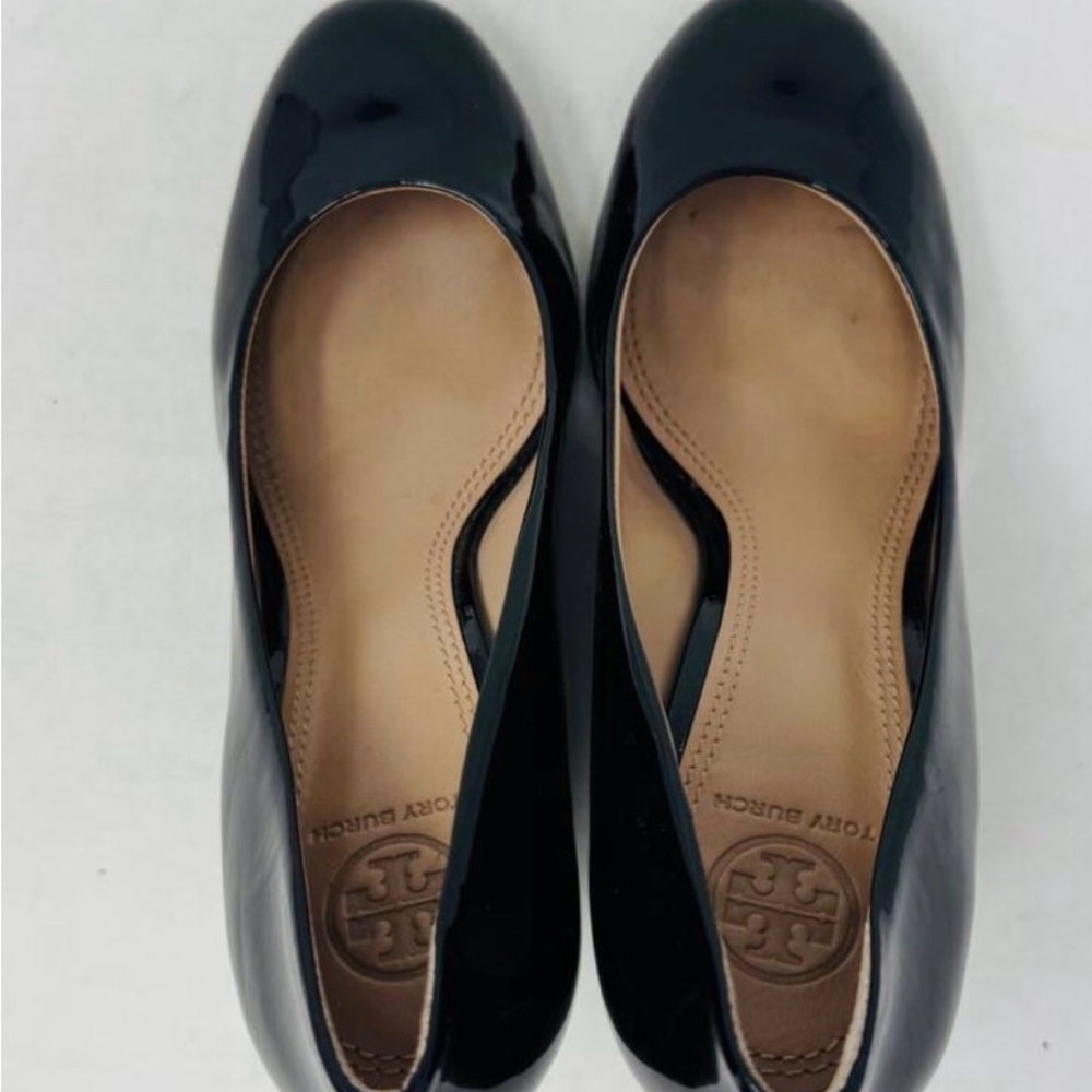 Tory Burch Black Patent Leather Heels - Picture 10 of 14